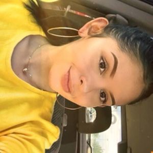 Meet your Posher, Mikayla